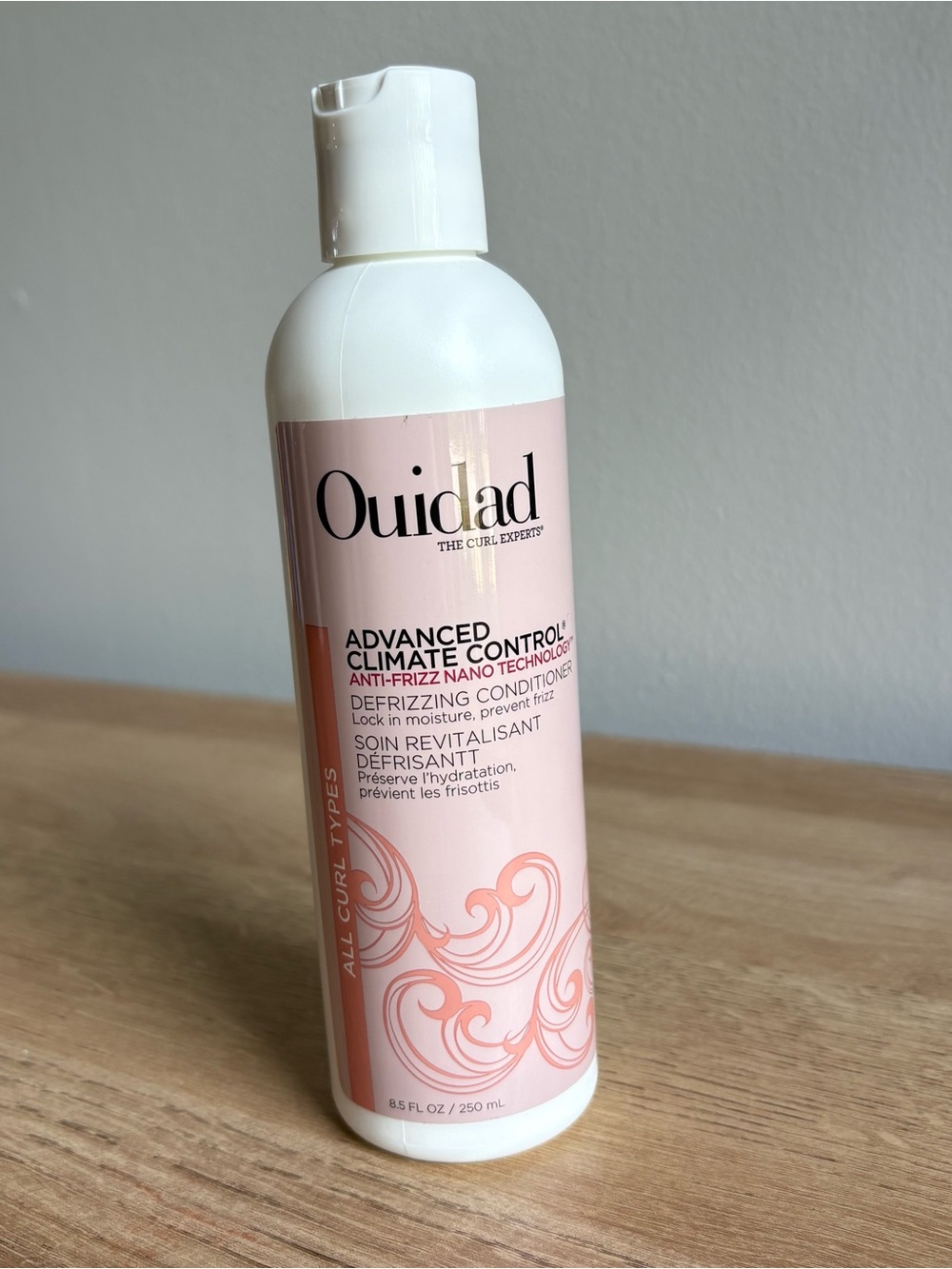 Advanced Climate Control Defrizzing Conditioner